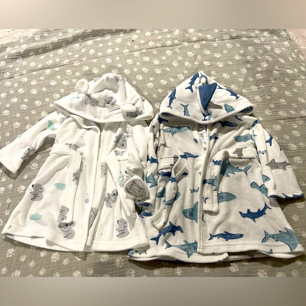 Bundle of 2 Just one you Carter’s 0-9 month Boy’s bath robe